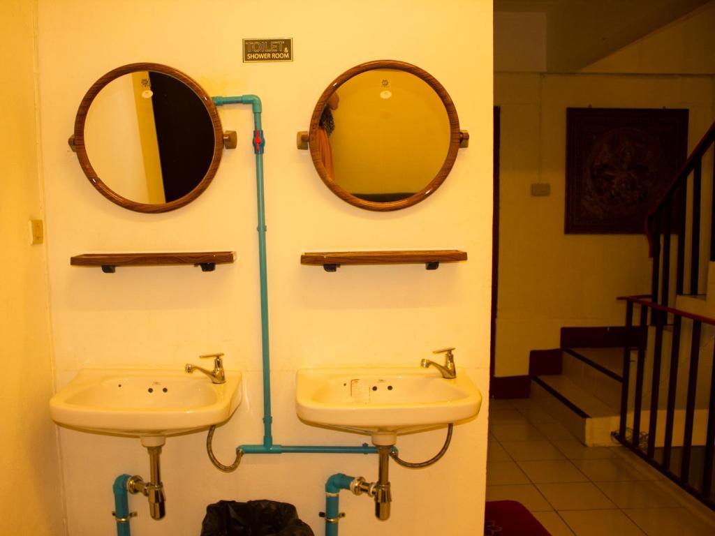 Walkinn Guesthouse 1 Chiang Mai Pokój zdjęcie